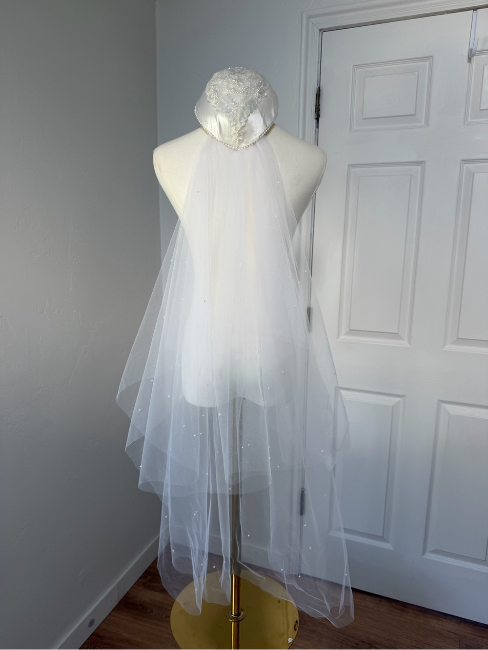 Pearl White Bridal Veil with Beaded Cap